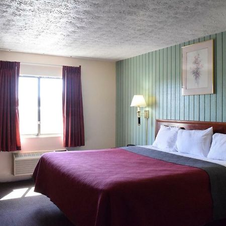 Budget Inn Ontario Ontario Center Eksteriør billede