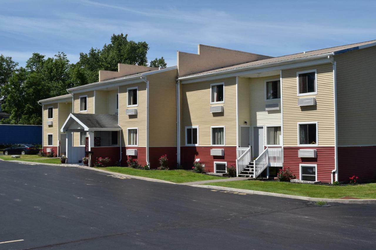 Budget Inn Ontario Ontario Center Eksteriør billede