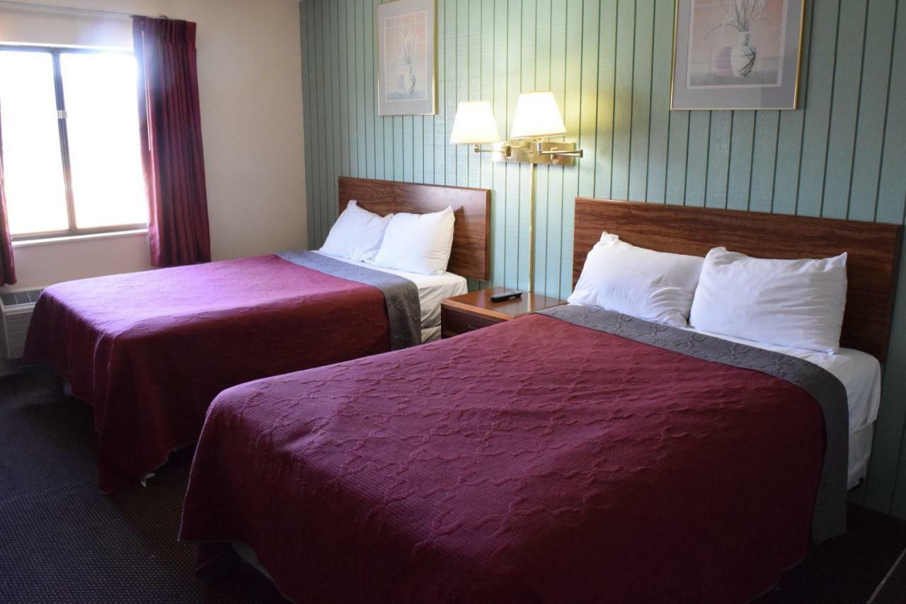Budget Inn Ontario Ontario Center Eksteriør billede